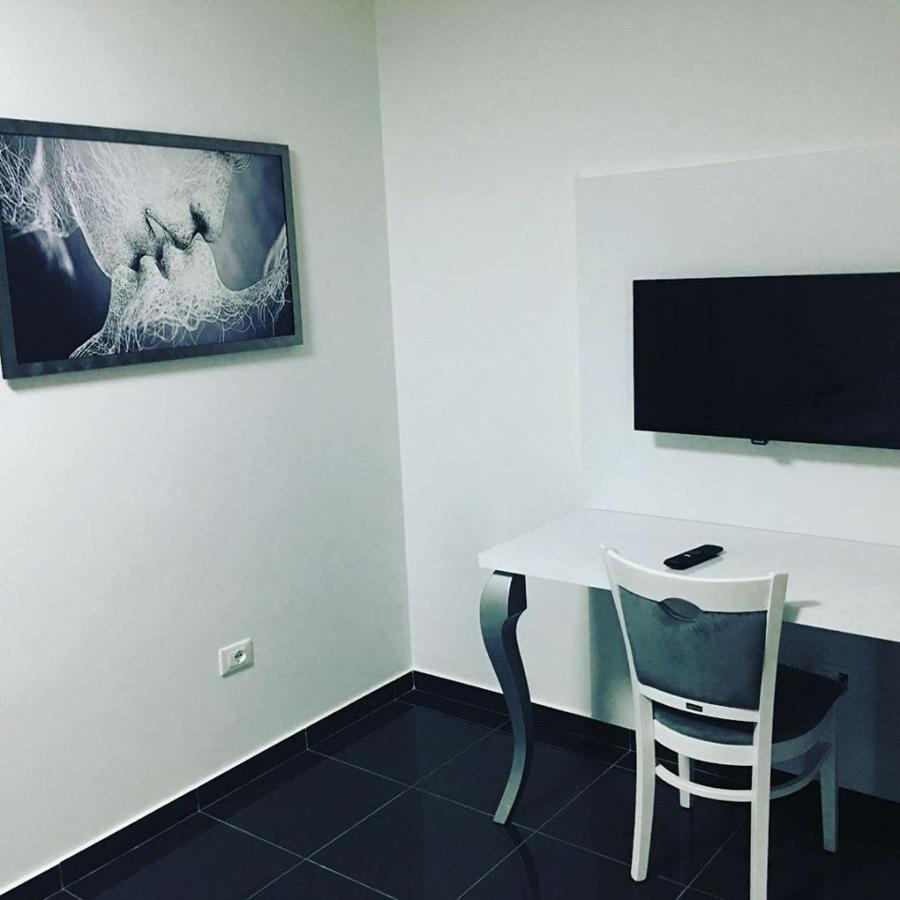 Hotel Ascua Tirana